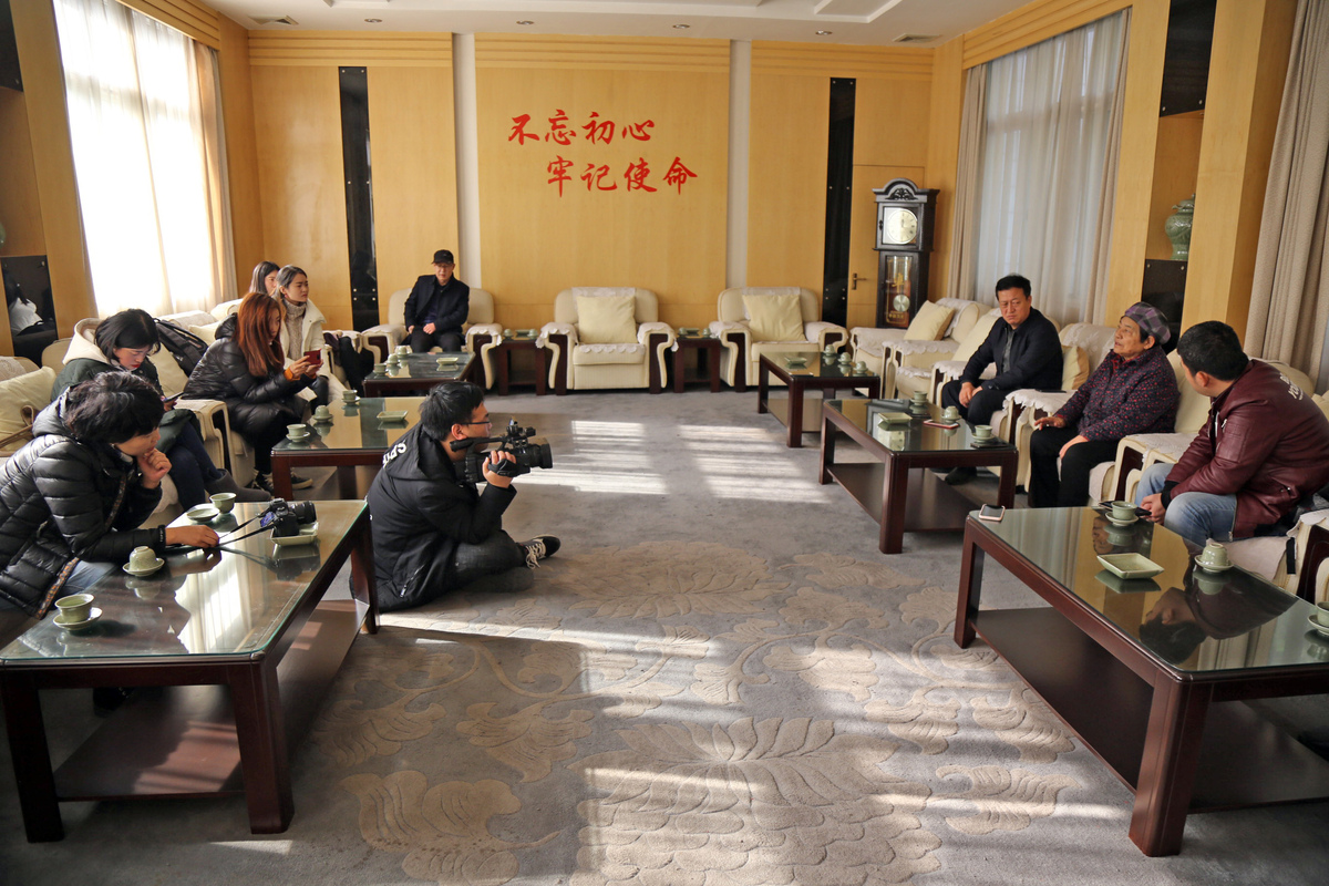 管家婆必出一肖一码一中,管家婆必出一肖一码一中，揭秘神秘预测背后的故事