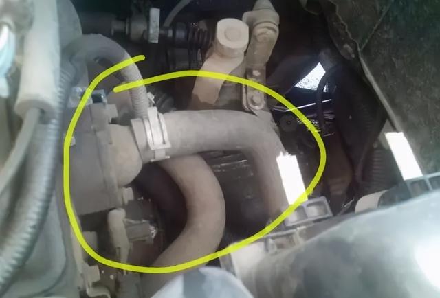 防冻液可以混用吗,防冻液可以混用吗？解析汽车防冻液的兼容性问题